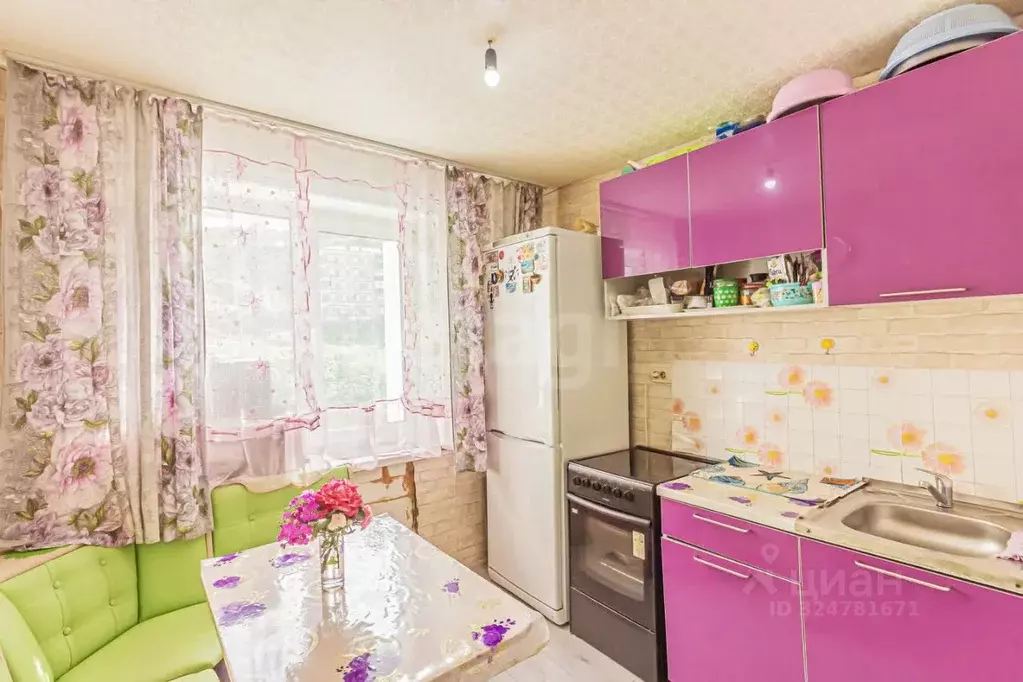 2-к кв. Сахалинская область, Холмск ул. Александра Матросова, 4А (42.4 ... - Фото 1