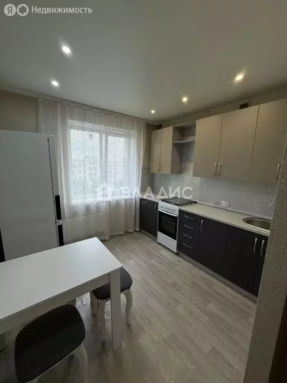 1-комнатная квартира: Нижний Новгород, улица Федосеенко, 4 (37.7 м) - Фото 2