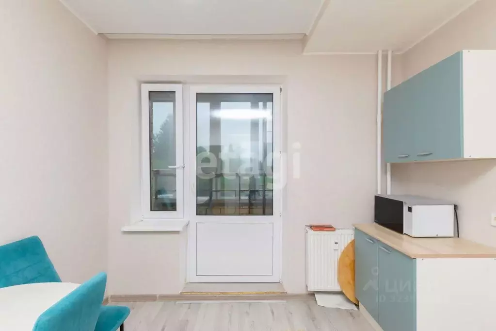 1-к кв. Тюменская область, Тюмень ул. Парада Победы, 7 (36.5 м) - Фото 2