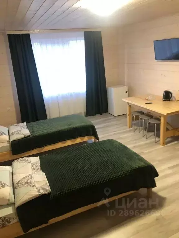 Комната Адыгея, Майкопский район, пос. Каменномостский ул. Садовая, 37 - Фото 1