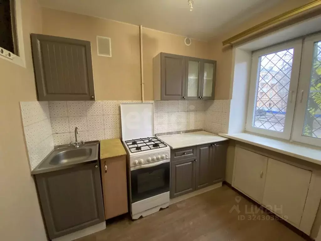 1-к кв. Воронежская область, Воронеж просп. Труда, 61 (30.5 м) - Фото 1