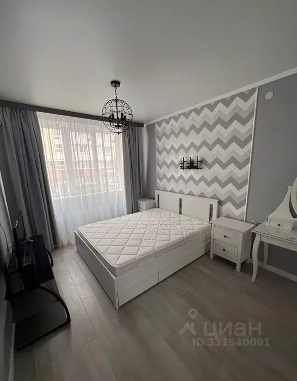 1-к кв. Крым, Симферополь ул. Железнодорожная, 1В (35.0 м) - Фото 1