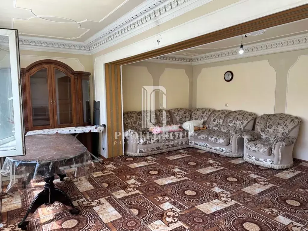 3-к кв. Дагестан, Махачкала ул. Гаджи Алибегова (81.0 м) - Фото 1