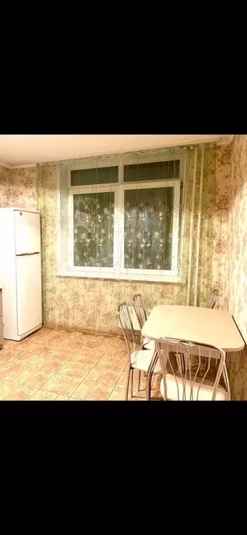 3-к. квартира, 90 м, 8/10 эт. - Фото 0