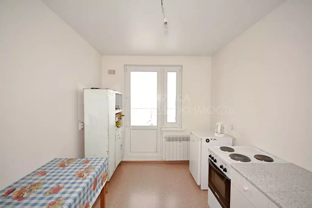 2-к кв. Тюменская область, Тюмень Антипино мкр, ул. Беловежская, 21 ... - Фото 1