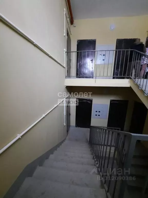2-к кв. Костромская область, Кострома проезд Нейский, 27 (46.3 м) - Фото 0