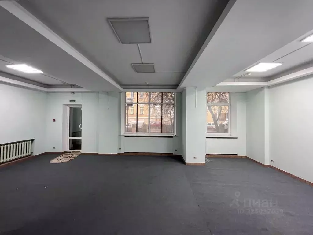 Помещение свободного назначения в Калужская область, Калуга ул. ... - Фото 1