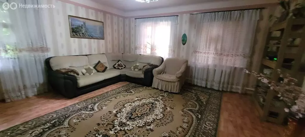 Дом в Саратов, Крестьянская улица (200 м) - Фото 1