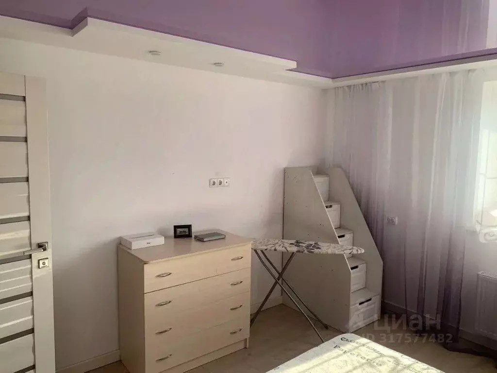 3-к кв. Крым, Симферополь ул. Ладыгина, 21 (100.0 м) - Фото 1