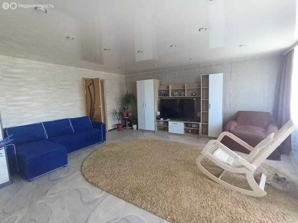 2-комнатная квартира: Белогорск, улица Кирова, 83 (55.2 м) - Фото 1