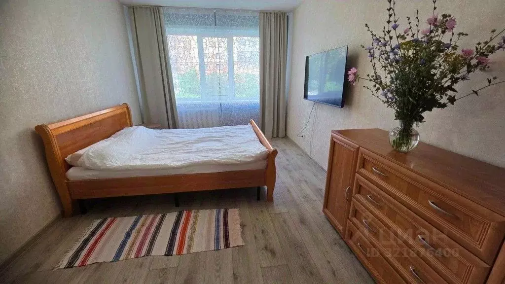 1-к кв. Псковская область, Псков ул. Кузбасской Дивизии, 8 (35.0 м) - Фото 0