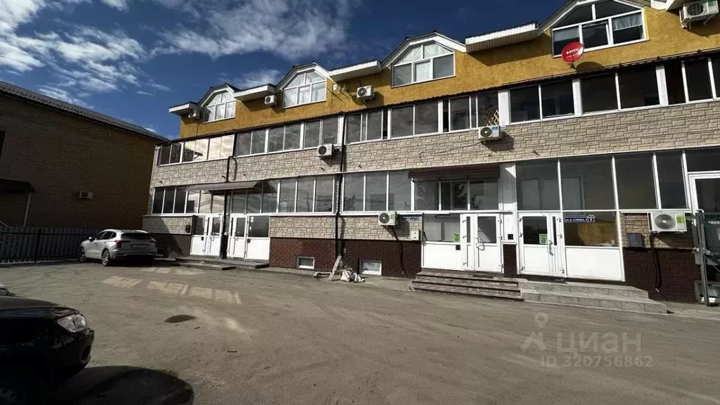 Офис в Татарстан, Набережные Челны ул. Абдуллы Алиша, 9 (40 м) - Фото 1