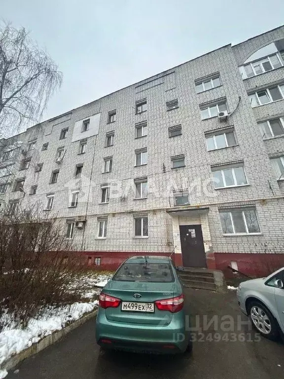 2-к кв. Брянская область, Брянск ул. 2-я Аллея, 24 (50.0 м) - Фото 1