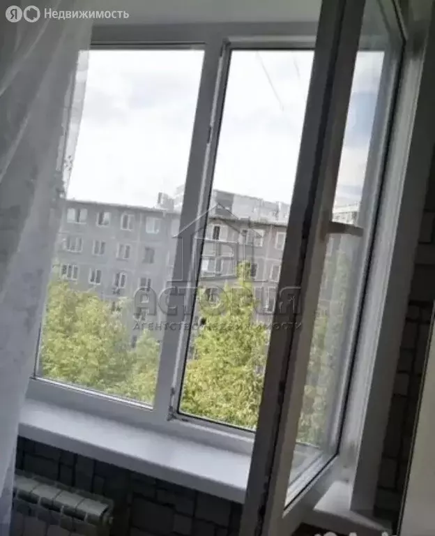Квартира-студия: Красноярск, микрорайон Зелёная Роща, улица Воронова, ... - Фото 1