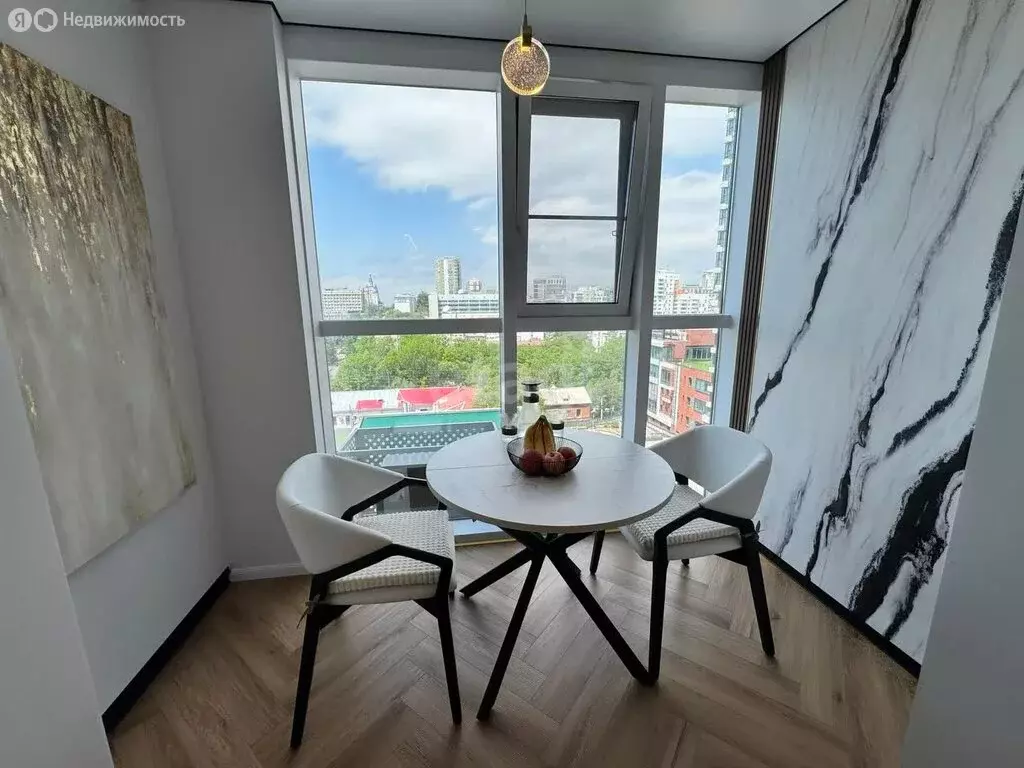3-комнатная квартира: Хабаровск, улица Тургенева, 48 (84 м) - Фото 0