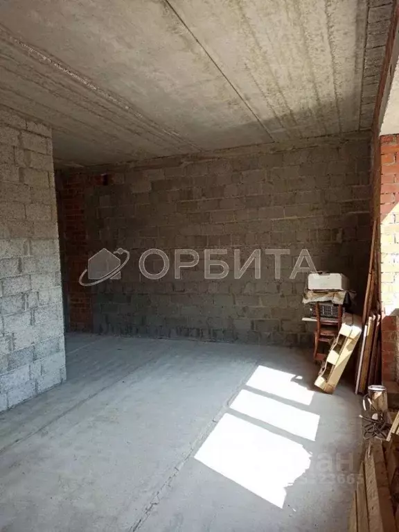 Дом в Тюменская область, Тюмень Отрадная ул., 1 (420 м) - Фото 2