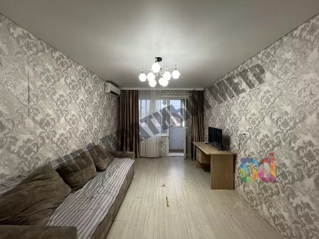 2-к кв. Калмыкия, Элиста 7-й мкр, 5к1 (54.5 м) - Фото 1