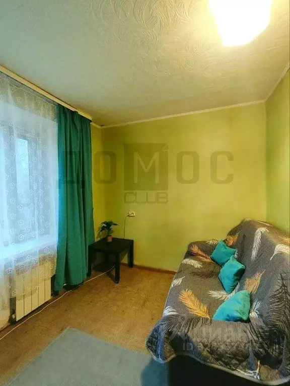 Комната Свердловская область, Екатеринбург ул. Самолетная, 27 (13.5 м) - Фото 2