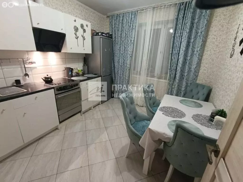 2-комнатная квартира: Мытищи, Стрелковая улица, 8 (64 м) - Фото 1