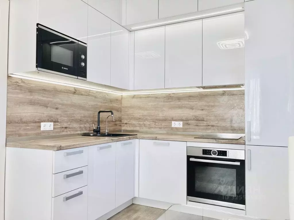 2-к кв. Московская область, Красногорск ул. Липовой Рощи, 2к1 (50.0 м) - Фото 1