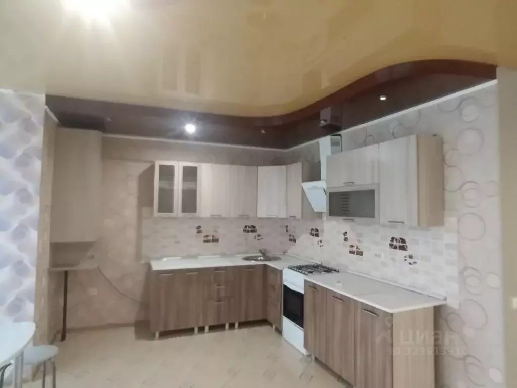 2-к кв. Саратовская область, Энгельс Рабочая ул., 125а (70.0 м) - Фото 2