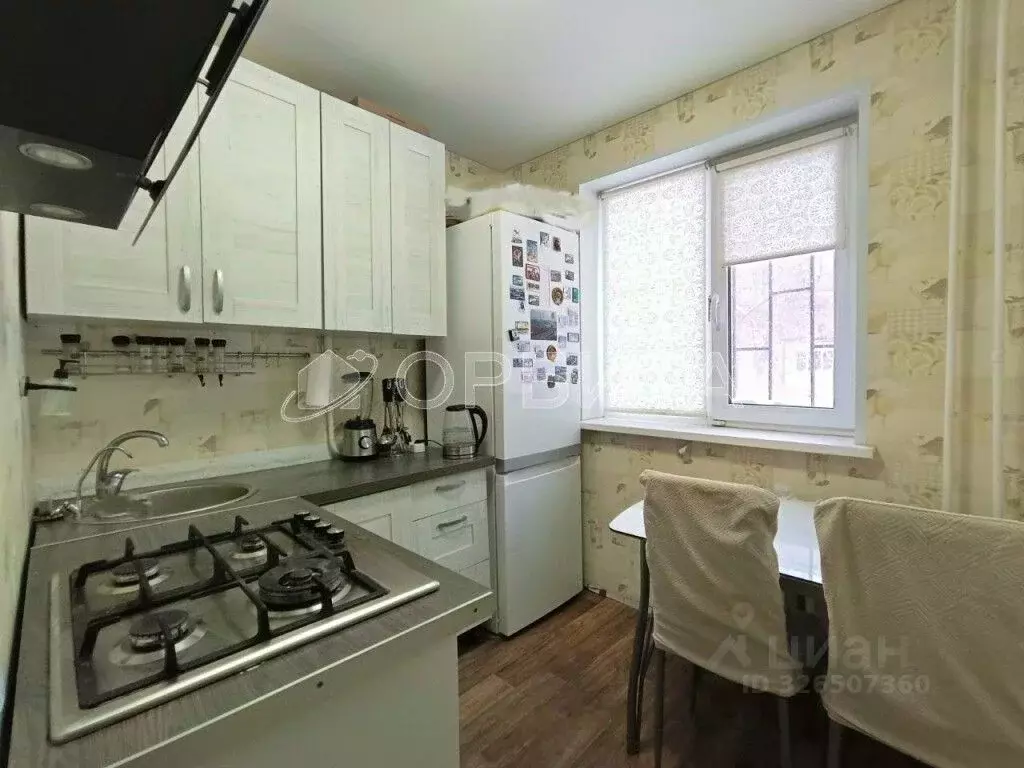 3-к кв. Тюменская область, Тюмень Севастопольская ул., 23 (57.0 м) - Фото 1