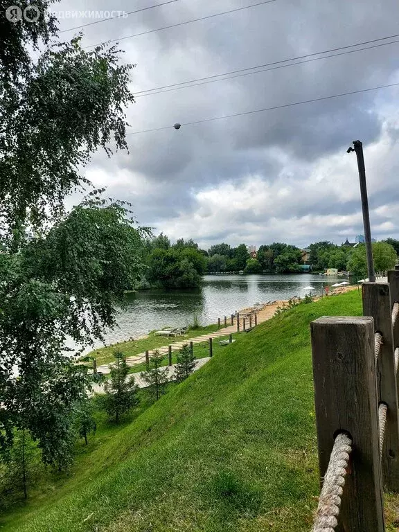 2-комнатная квартира: Красногорск, улица Липовой Рощи, 1к1 (50 м) - Фото 1