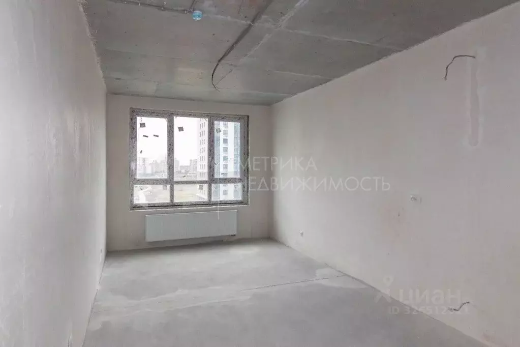 2-к кв. Тюменская область, Тюмень ул. Братьев Бондаревых, 5 (72.9 м) - Фото 1