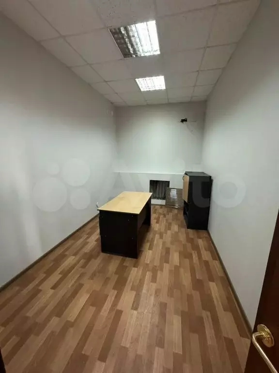 Офис,помещеник свободного назн. 64 м + юр.адреса - Фото 0