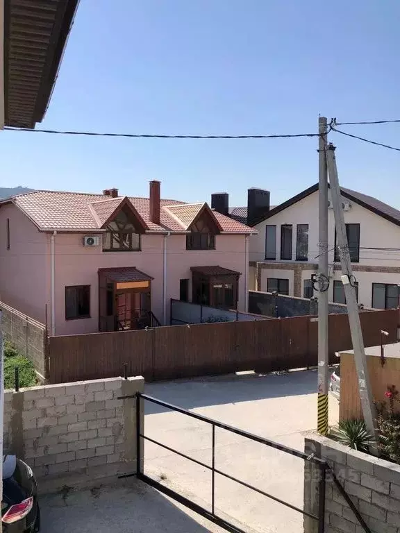 Дом в Краснодарский край, Новороссийск пер. Штормовой, 10 (130 м) - Фото 1