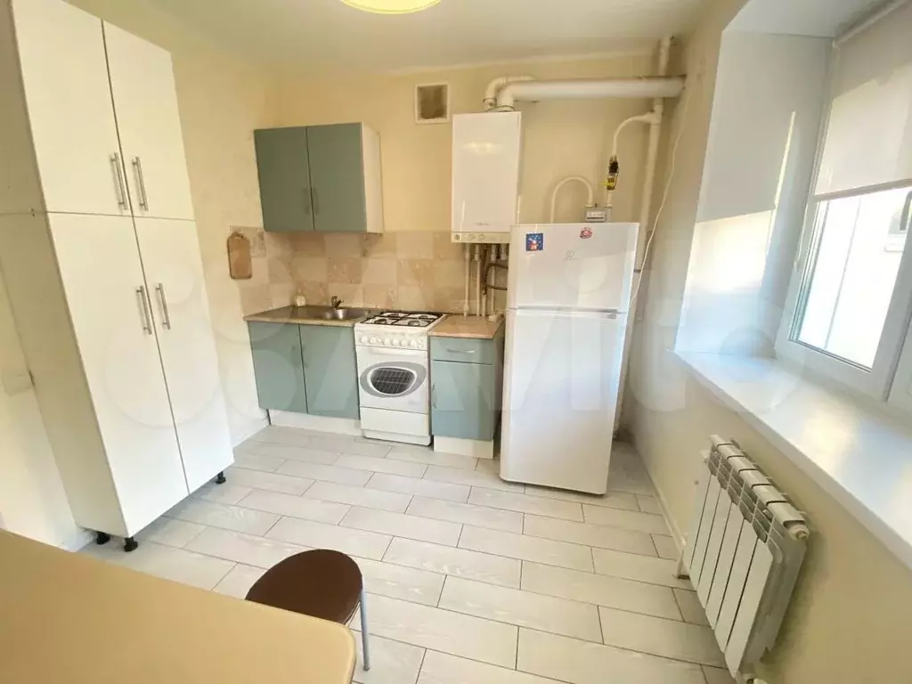 1-к. квартира, 40 м, 2/10 эт. - Фото 1