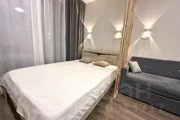 1-к кв. Свердловская область, Екатеринбург ул. Пехотинцев, 2В (35.0 м) - Фото 1