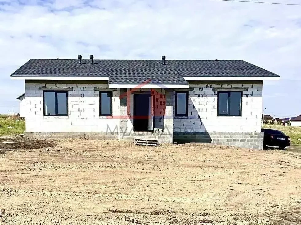 Дом в Белгородская область, Старооскольский городской округ, с. ... - Фото 1