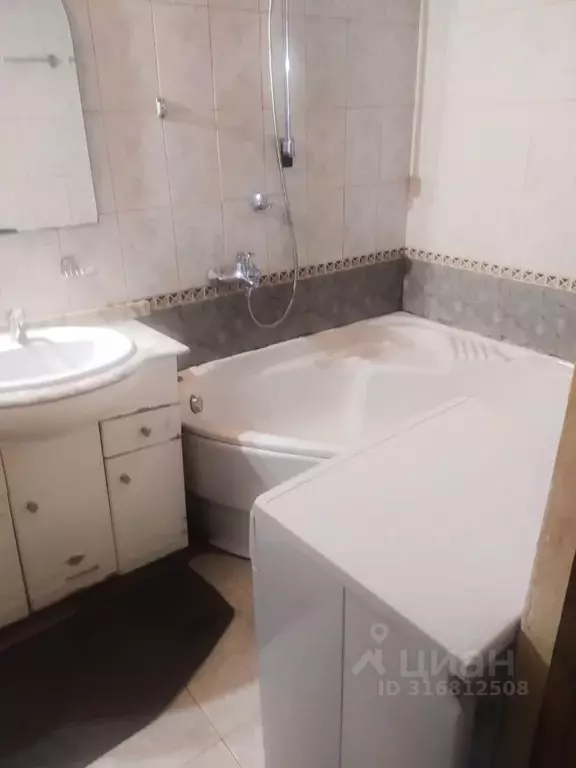 3-к кв. Москва Онежская ул., 12К1 (76.0 м) - Фото 1