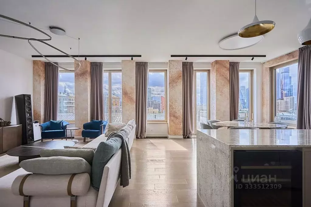 Квартира, 4 комнаты, 159.8 м - Фото 1