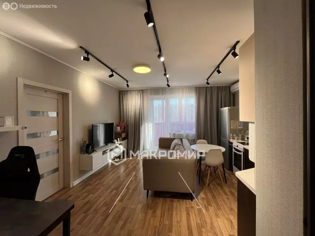 1-комнатная квартира: Челябинск, улица Братьев Кашириных, 131А (40.4 ... - Фото 0