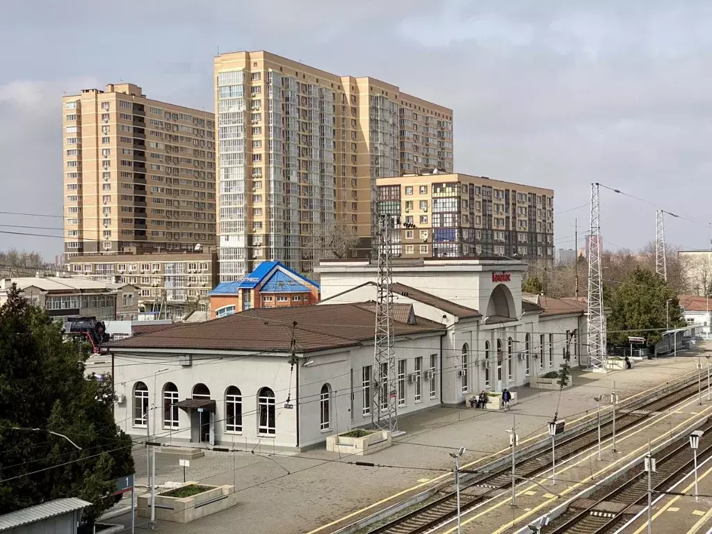Торговая площадь в Ростовская область, Батайск пл. Железнодорожников, ... - Фото 1
