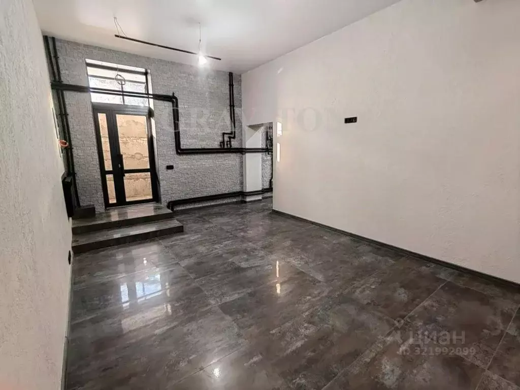 Офис в Алтай, Горно-Алтайск ул. Панфиловцев, 7 (44 м) - Фото 2