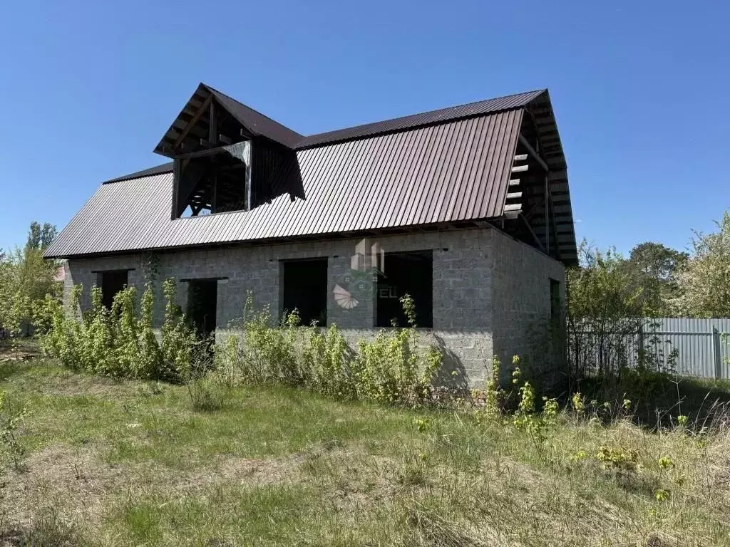 Дом в Саратовская область, Энгельсский район, Красноярское ... - Фото 0
