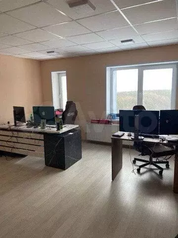 Офис 24.5 м в Нова Парк - Фото 0