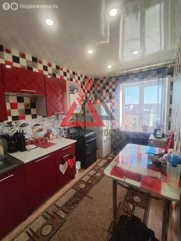 3-комнатная квартира: Колчедан, Заводская улица, 4 (57.9 м) - Фото 0