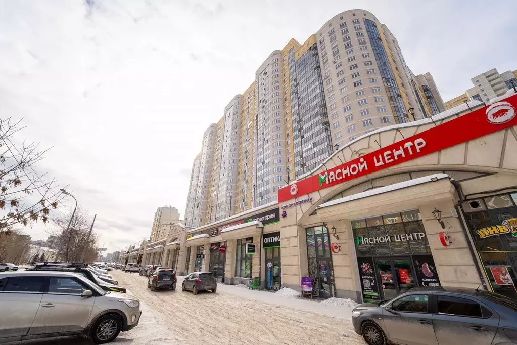 2-к кв. Свердловская область, Екатеринбург ул. 8 Марта, 190 (60.0 м) - Фото 1