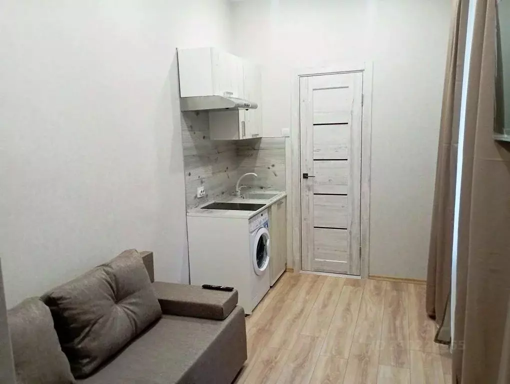 Студия Свердловская область, Екатеринбург ул. Гагарина, 55Б (10.0 м) - Фото 1