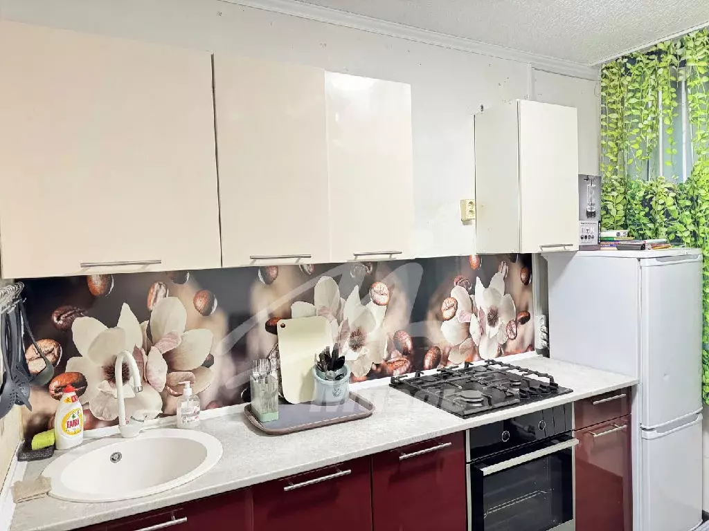 Продается 3-комнатная квартира - Фото 2