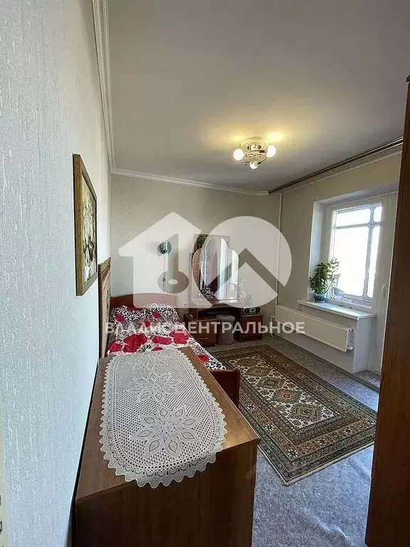 3-к кв. Новосибирская область, Бердск ул. Красный Сокол, 19 (69.8 м) - Фото 0