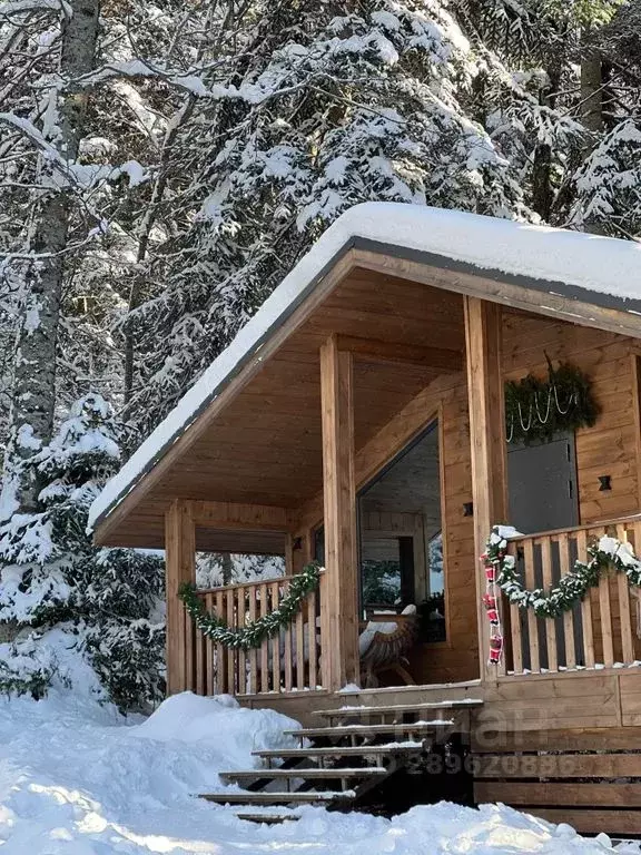 Дом в Карачаево-Черкесия, Зеленчукский район, с. Архыз  (60 м) - Фото 1