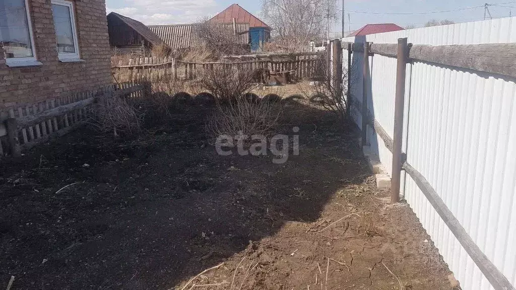 Дом в Башкортостан, Гафурийский район, Белоозерский сельсовет, с. ... - Фото 1