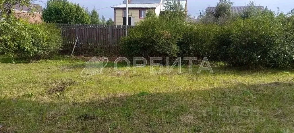 Участок в Тюменская область, Тюмень Сигнал СНТ, ул. Сиреневая (7.0 ... - Фото 1