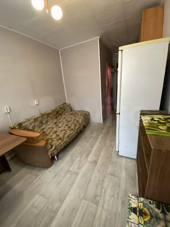 Комната 15 м в 1-к., 2/5 эт. - Фото 0