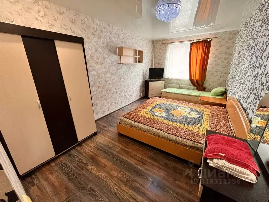 2-к кв. Ленинградская область, Волхов Южный бул., 6 (50.0 м) - Фото 0